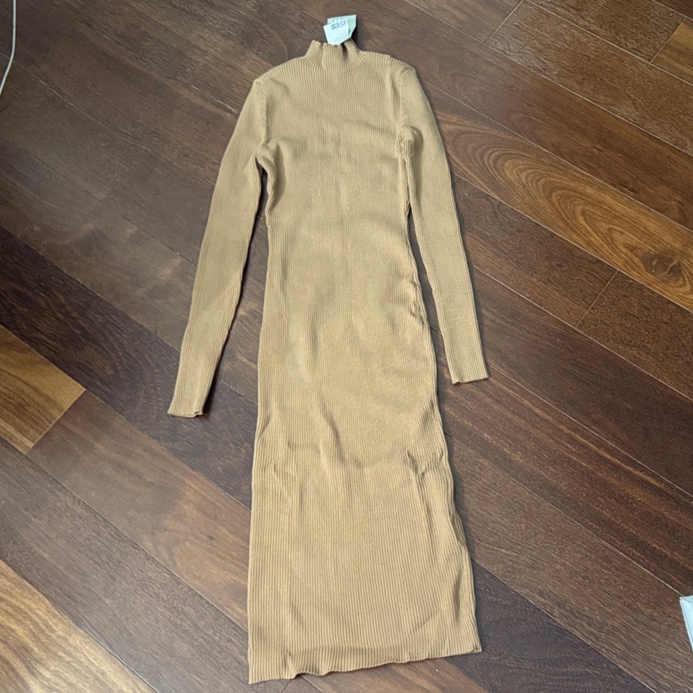 H&M Camel Long Sleeve Dress - Picture 2 of 2